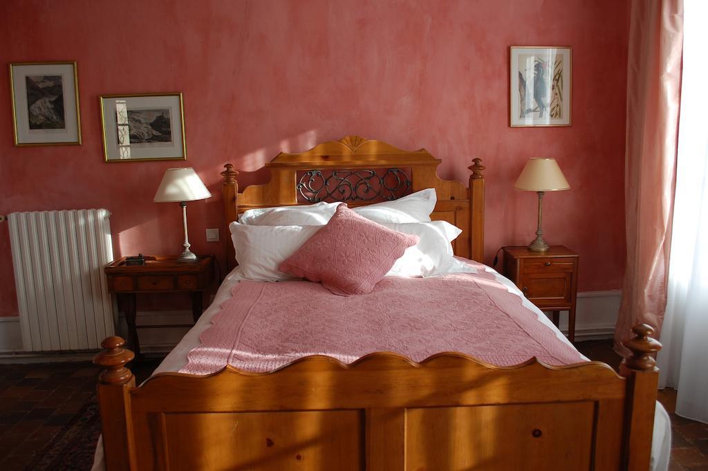 Maison Conti Bed and Breakfast Montmirail  Værelse billede